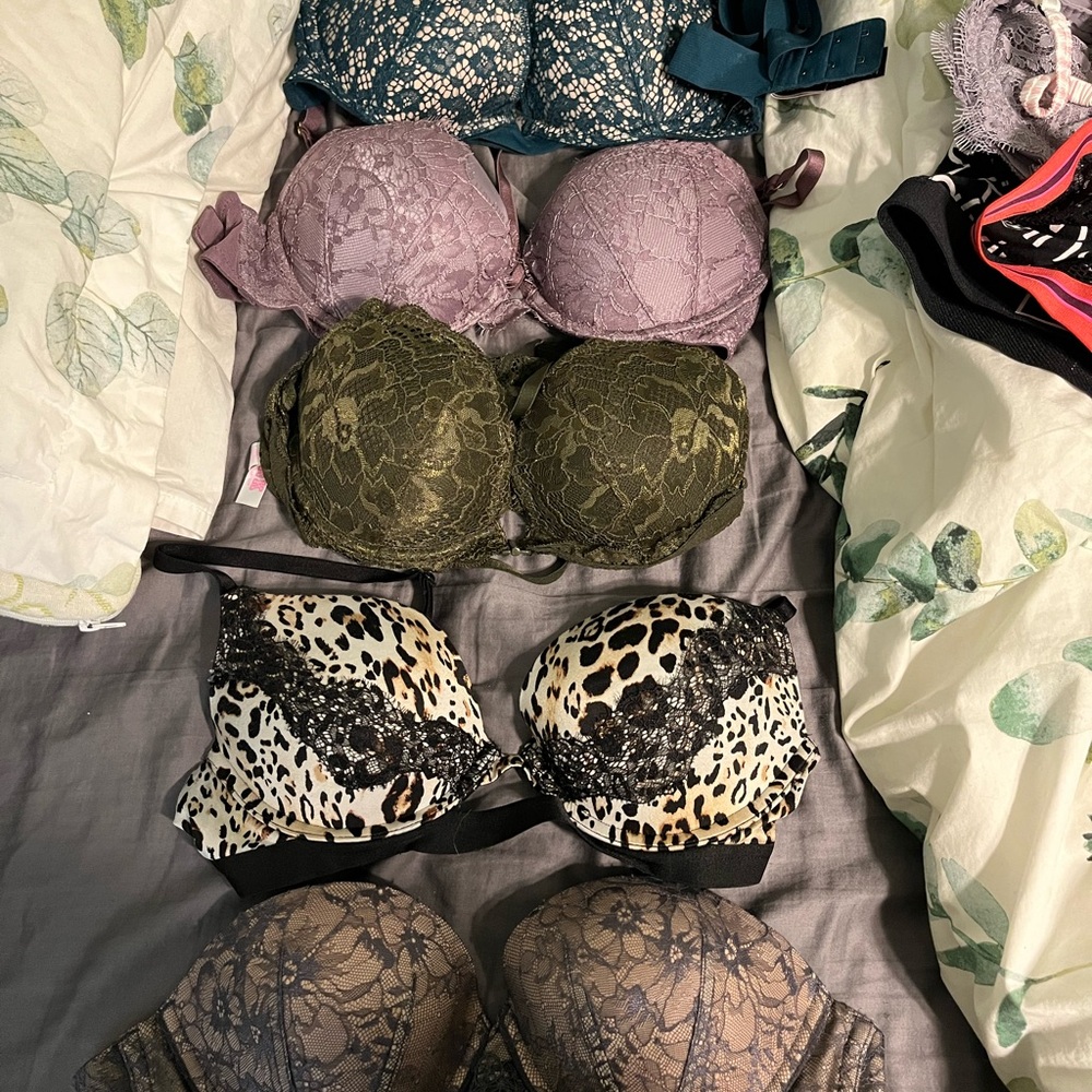 Victoria's Secret Bra Collection - 86 in total. Looking to bundle. $5 EACH - Picture 5 of 16